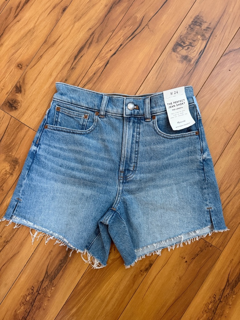 Madewell w 24 Denim Cutoff Jean Shorts - Blue the perfect Jean short mid-length